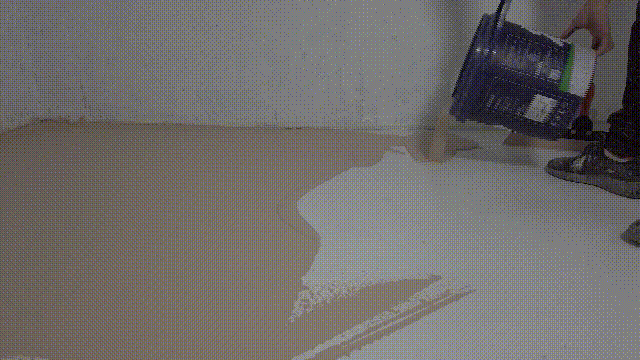 站著，把錢掙了！ | 萬磊流平派微水泥，現(xiàn)已上市