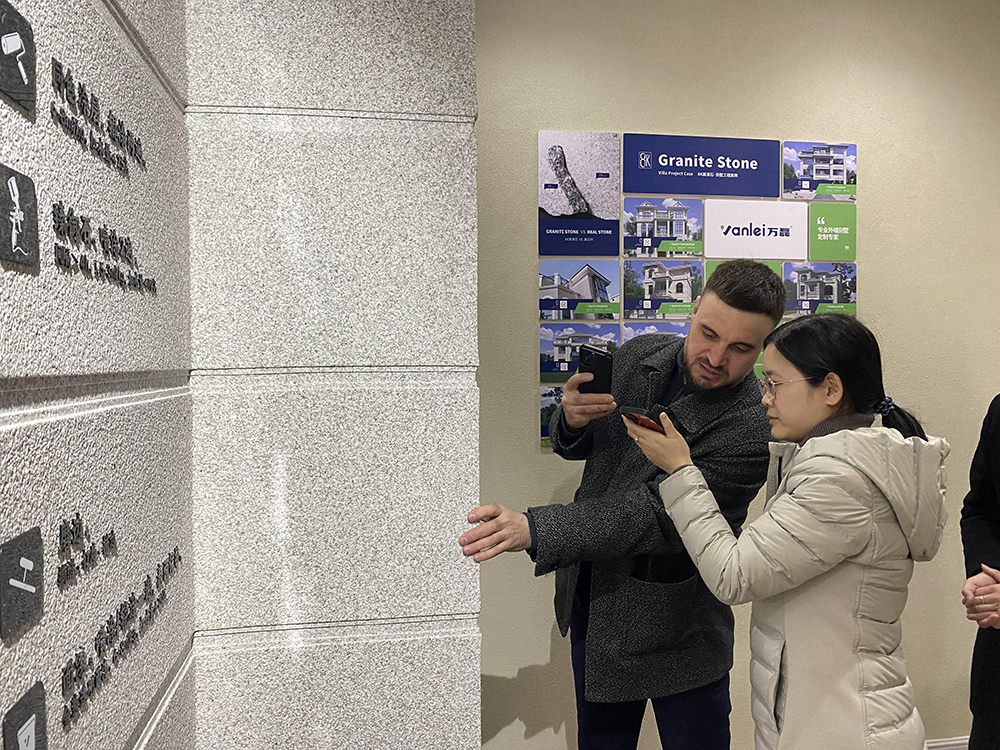 一天簽下七國代理！開啟俄羅斯市場大跨越！