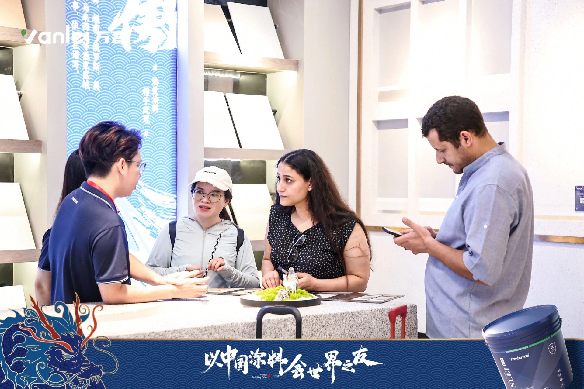 七年蟬聯(lián)展館人氣王！萬磊涂料，以中國涂料，會(huì)世界之友