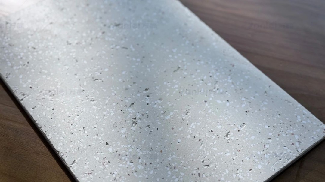 石本石新上市：液態(tài)的石頭您見過嗎？